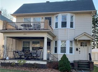 1232 Hathaway Ave, Lakewood, OH 44107