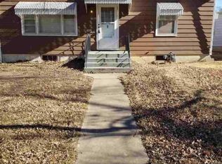 900 SW Randolph Ave, Topeka, KS 66606