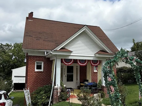 608 Pearl St, Bluefield, WV 24701