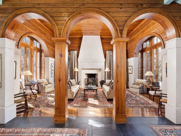 701 Meadowood Dr, Aspen, CO 81611