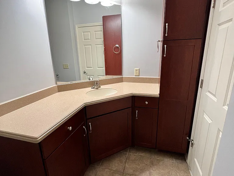 12256 Lakeview Dr N — Photo 13