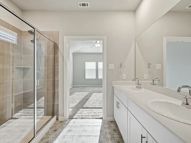 1004 Mamavic Ln — Photo 13
