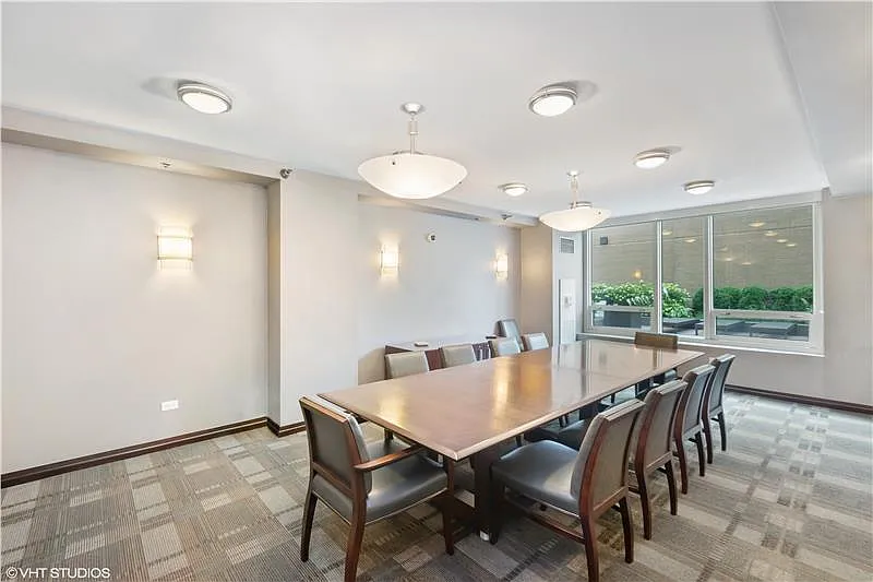 1 bed, 929 sqft, $2,850 — Photo 2