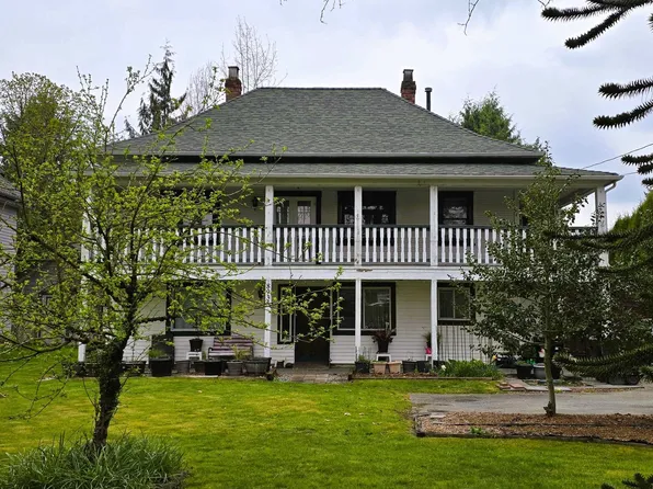 8935 Glover Rd, Langley, BC V1M 3T1