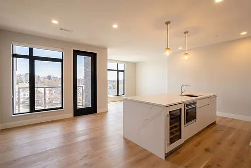 191 Washington St #306 Photo 1