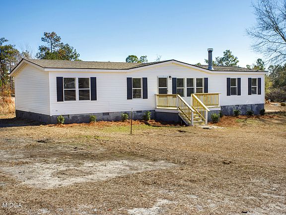 2nd image of 95 Sarah Hill Cir