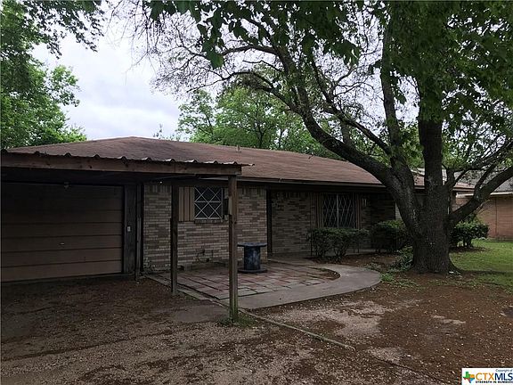 2nd image of 309 E Avenue A