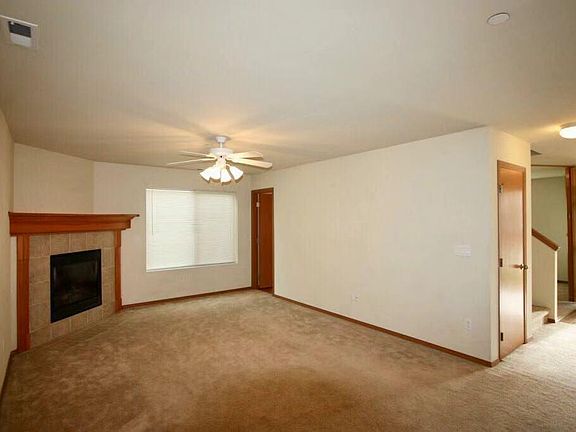 3rd image of 2248 Bobs Hollow Ln