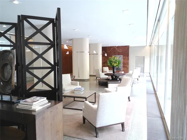 200 East 66th Street image 15 of 20