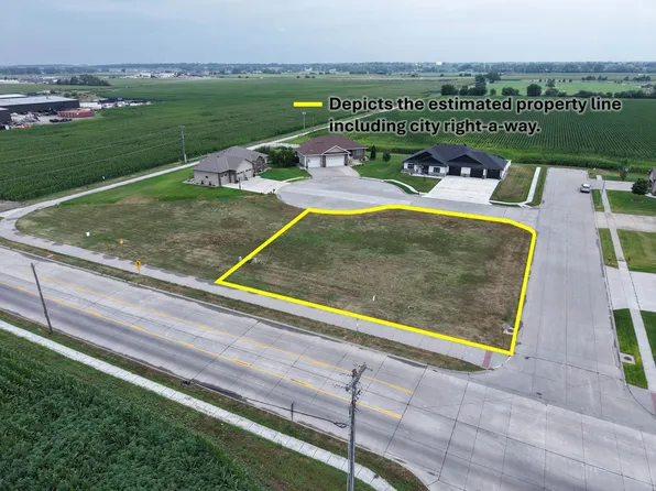 3856 25th Ave, Columbus, NE 68601