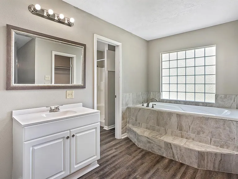 315 1/2 Rio Hondo Dr — Photo 14