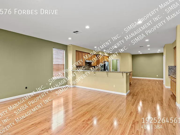 5576 Forbes Dr — Photo 16