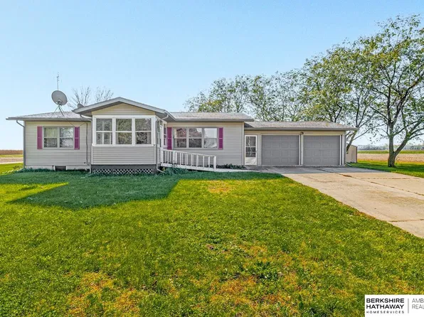 301 E 15th St, Decatur, NE 68020