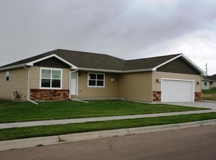 1312 Dixie Dr, Great Falls, MT 59404