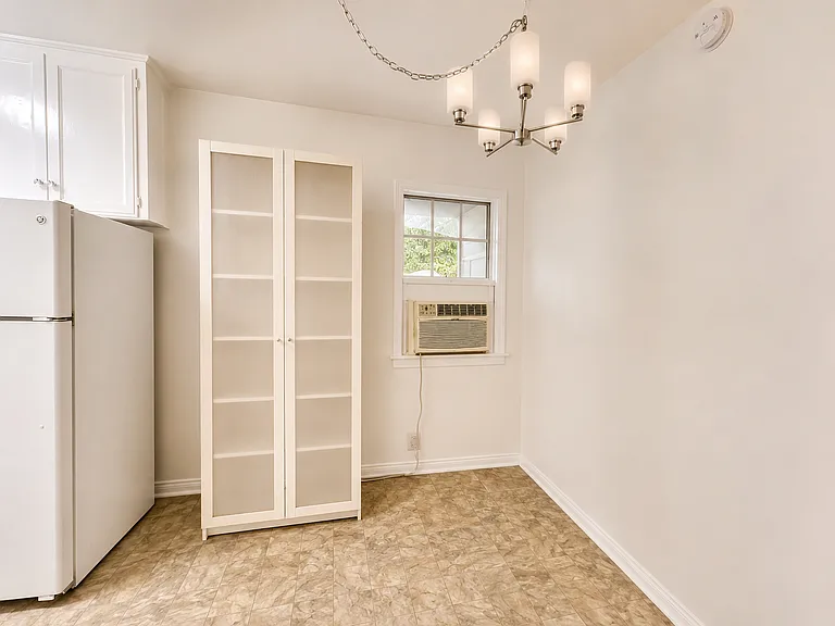 1949 1/2 Wilcox Ave #1949-1/2 — Photo 8