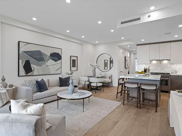 21-31 Shore Blvd #1B, Astoria, NY 11105