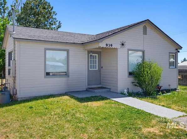 939 W Owyhee St, Kuna, ID 83634