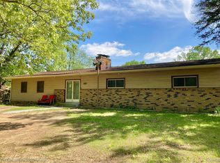 42891 Bemis Rd, Belleville, MI 48111