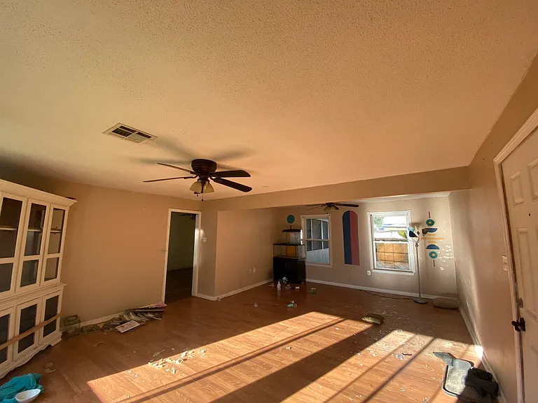 2316 Robin St — Photo 19
