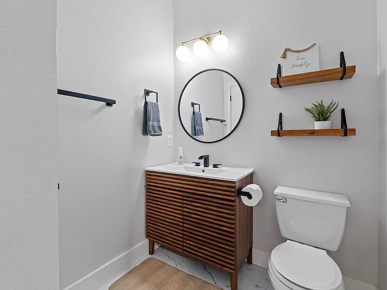 2915 Stonecreek Dr — Photo 12