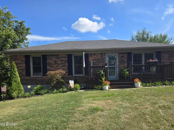 1104 E Mailback Way, Crestwood, KY 40014