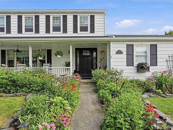 4th image of 53 Willowgrove E