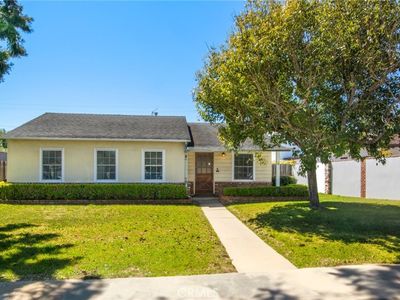 429 Magnolia St, Costa Mesa, CA, 92627