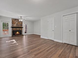 913 Hearthridge Ct APT A, Raleigh, NC 27609