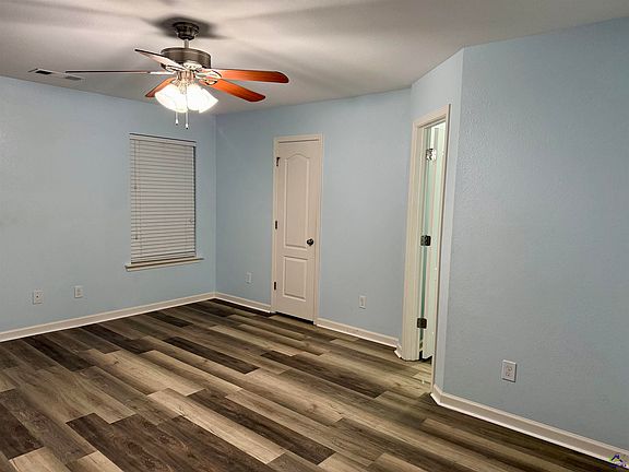 5th image of 423 Haddenham Ct