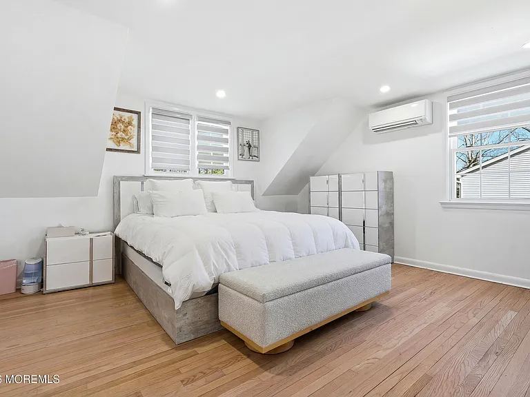 227 Chatham Ave — Photo 26