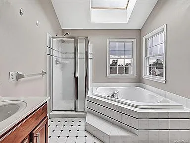 2 Ashley Ct — Photo 23