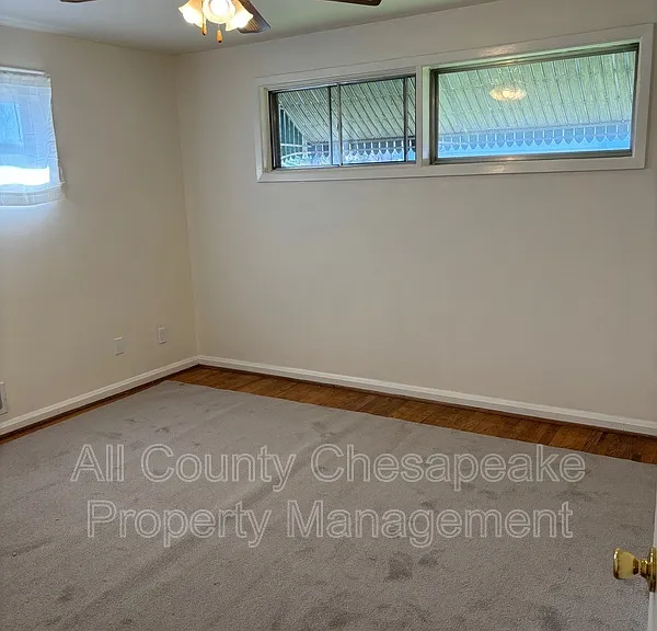 6206 Scranton Rd — Photo 8