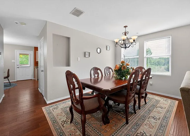 9601 Euclid Dr — Photo 22