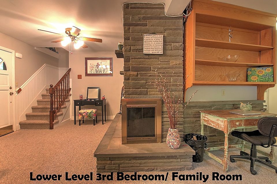 2nd image of 106 Cedarhurst Ln