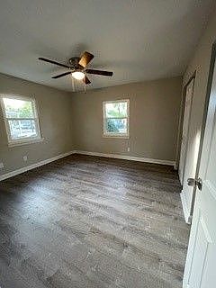 5th image of 2915 Beachmont Ave