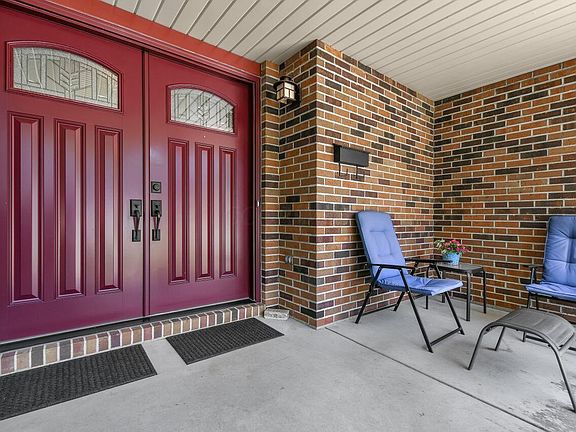 3rd image of 251 McMillen Dr