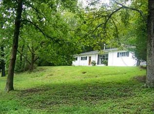3983 Indian Creek Rd, Elkview, WV 25071