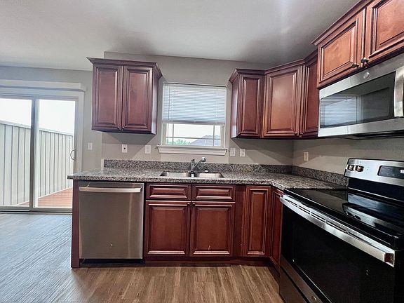 5th image of 10508 Kane Dr