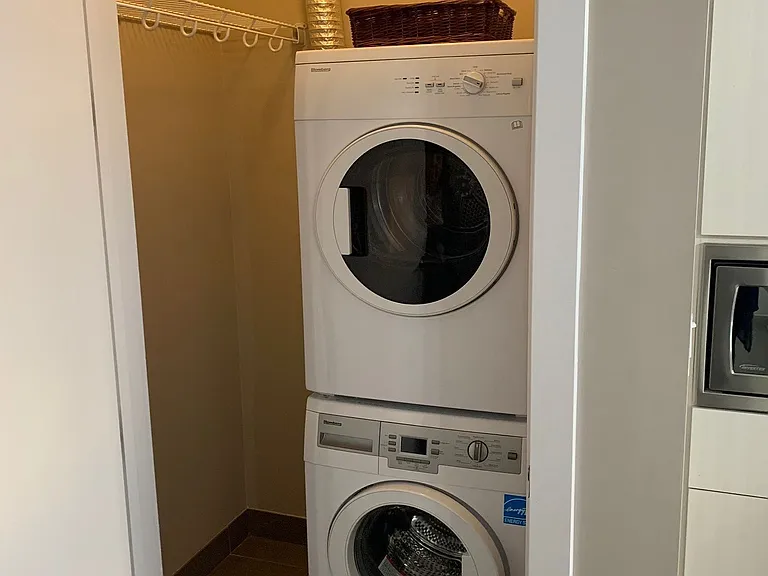 457 Plains Rd E #403 — Photo 8