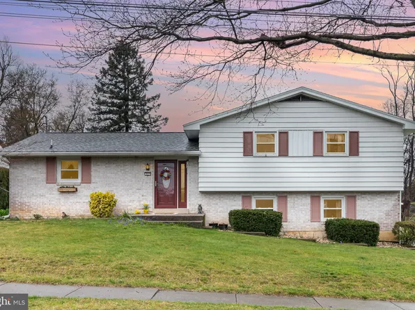 317 Evergreen St, New Cumberland, PA 17070