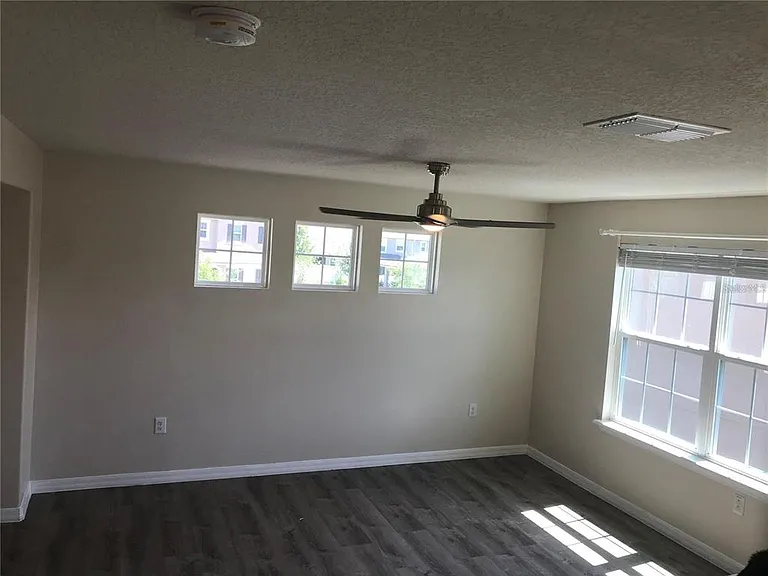 2504 Amati Dr — Photo 6