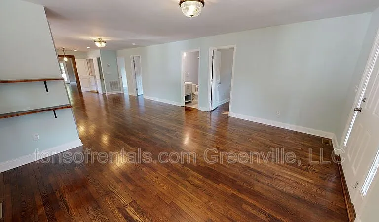 217 Brockman Ave — Photo 3