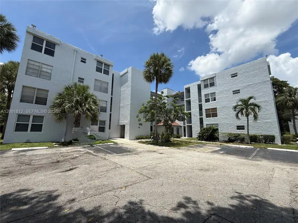 9440 Live Oak Pl, Fort Lauderdale, FL