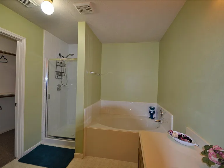 5126 Riverwood Dr — Photo 28