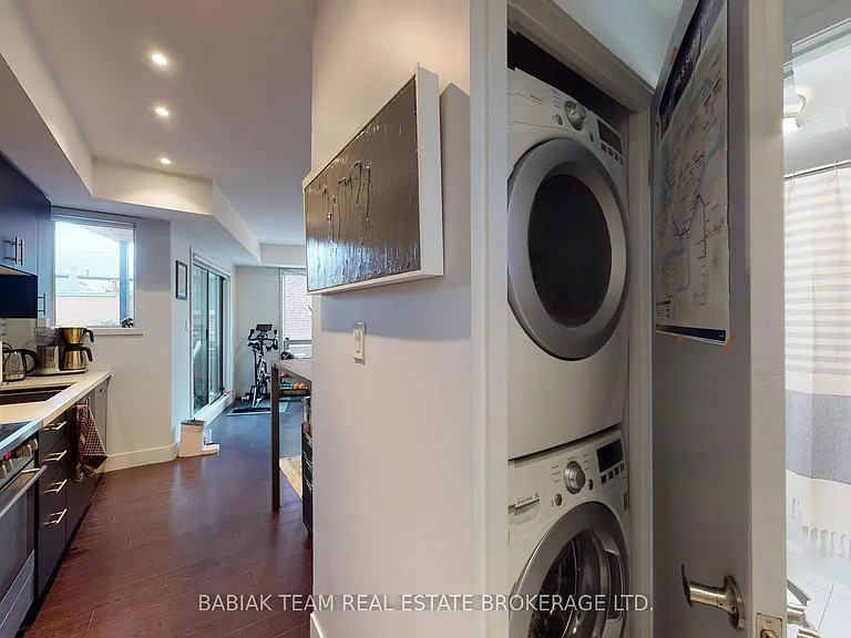 332 High Park Ave #203 — Photo 16