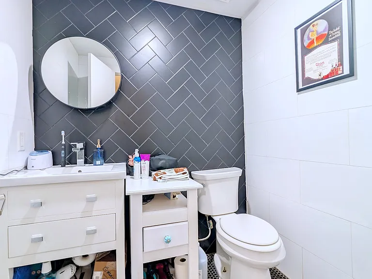 1116 Halsey St #2A — Photo 12