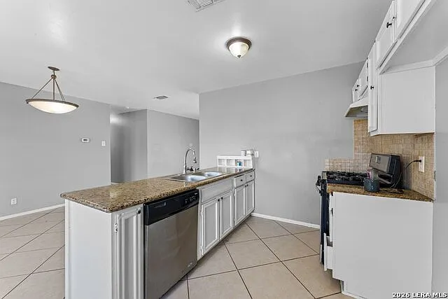 5035 Village Crst — Photo 13
