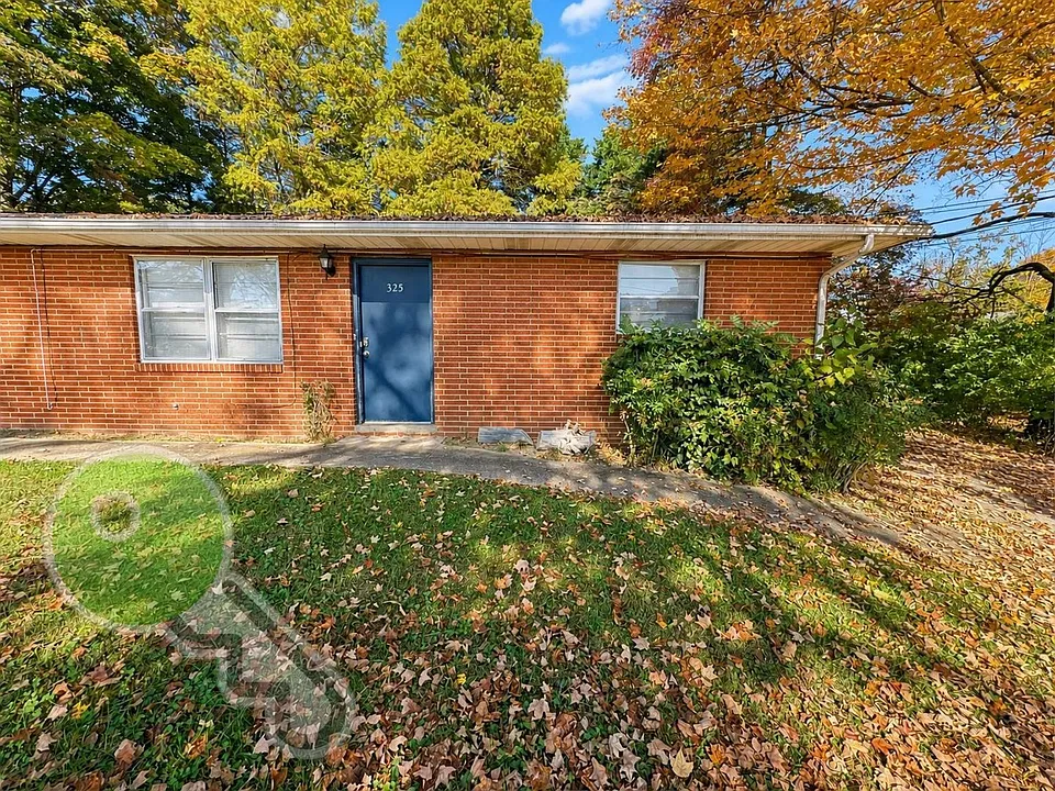 323-325 Watauga Dr NE