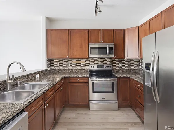 9079 E Panorama Circle #413, Englewood, CO 80112