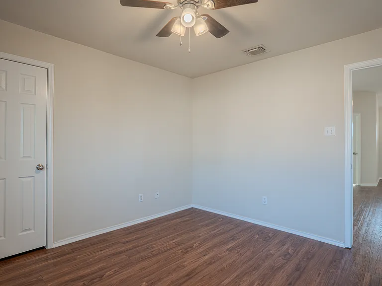 6217 Dorothy Muree Dr — Photo 24
